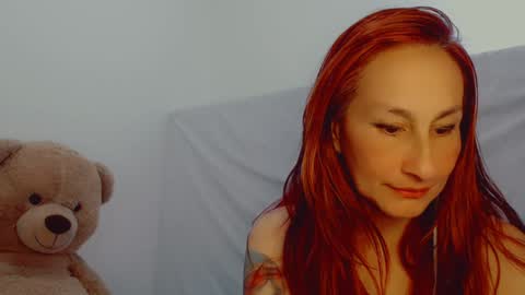 Snapshot of skarlett2072 chatting on January 20, 12:49 pm Arlett online show from January 20, 12:49 pm