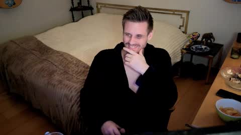 skatejocke online show from February 18, 11:26 pm