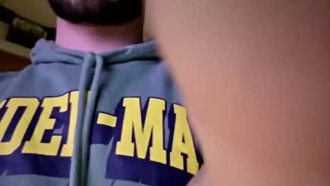 skimaskcouple89108 online show from February 16, 8:01 am