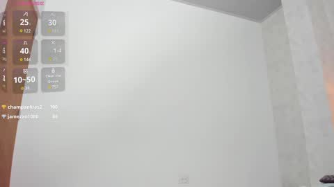 Snapshot of skinny_isabela chatting on March 7, 2:34 pm Isabela online show from March 7, 2:34 pm