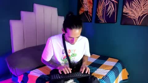 Mac online show from June 15, 1:47 pm