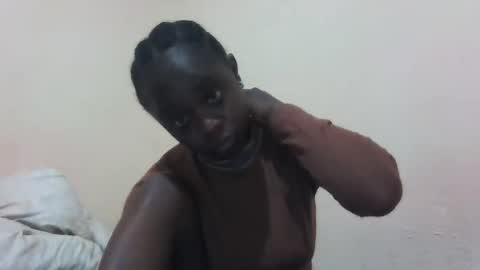 Munah online show from October 19, 8:02 pm