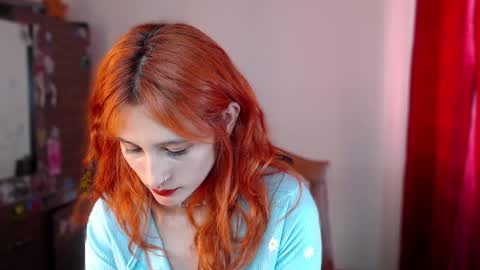 Snapshot of skinny_raven chatting on December 7, 7:27 pm Marion online show from December 7, 7:27 pm