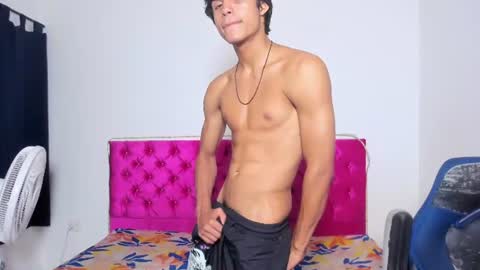 sam online show from July 19, 12:41 pm