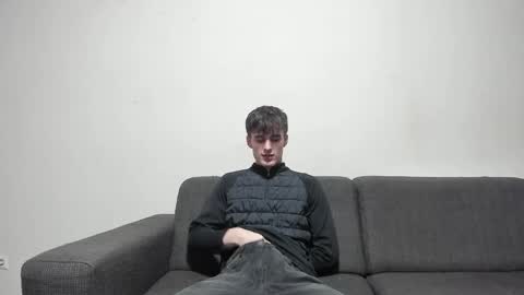 skinnyguywithbigd online show from January 3, 1:13 pm