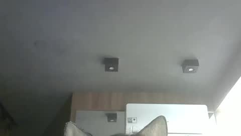 skinnykittencam online show from October 27, 6:46 am