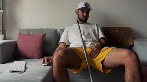 Snapshot of skinnylatin69 chatting on February 18, 4:36 pm skinnylatin69 online show from February 18, 4:36 pm
