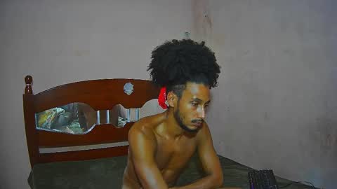 Skinny Latin Man online show from December 3, 11:18 am