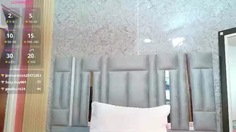 SAMANTHA  online show from June 18, 2:06 am
