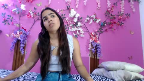 sofia online show from May 15, 1:03 am