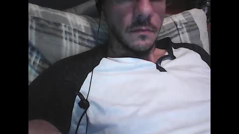 Snapshot of skippy6988 chatting on October 12, 1:42 am Easy-E online show from October 12, 1:42 am