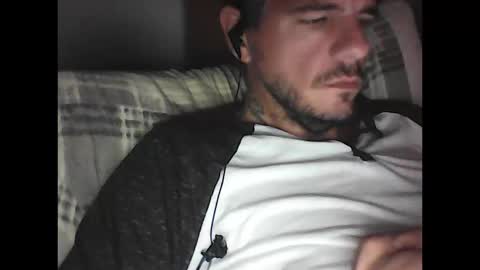 Snapshot of skippy6988 chatting on October 13, 2:35 am Easy-E online show from October 13, 2:35 am