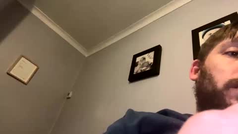 skuzzy25 online show from January 14, 2:19 am