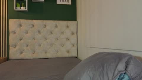 Snapshot of sky_collinss chatting on October 8, 10:16 pm Sky online show from October 8, 10:16 pm