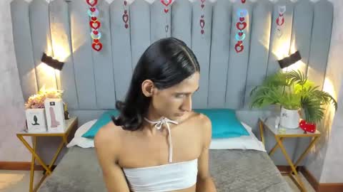 Snapshot of sky_fox_1 chatting on February 28, 1:14 pm STIVEN online show from February 28, 1:14 pm