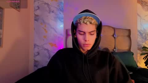 Daniel online show from March 25, 12:01 pm