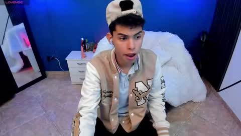 Daniel online show from December 4, 3:17 am