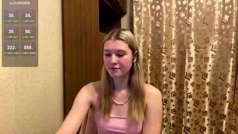 skyedavis online show from January 5, 7:06 pm