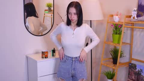 Melissa online show from February 2, 4:20 am