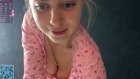 Skye online show from September 25, 9:11 pm