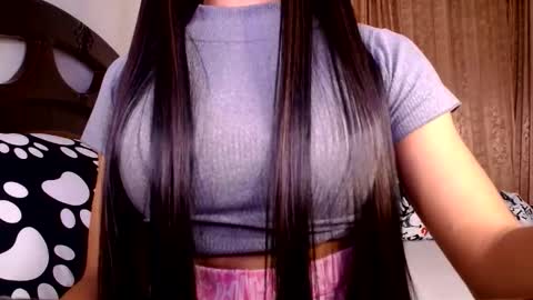 skyla online show from September 10, 7:42 am