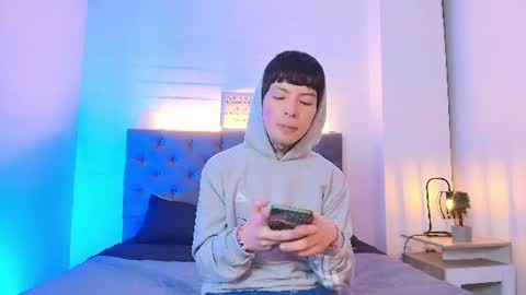 skylen_snow online show from June 29, 6:29 pm