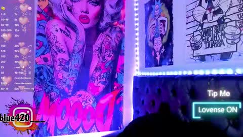 blue online show from December 14, 11:00 pm