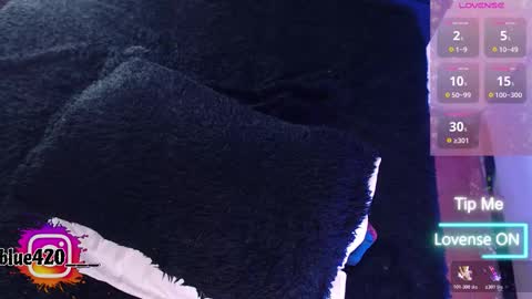 blue online show from November 22, 12:31 am