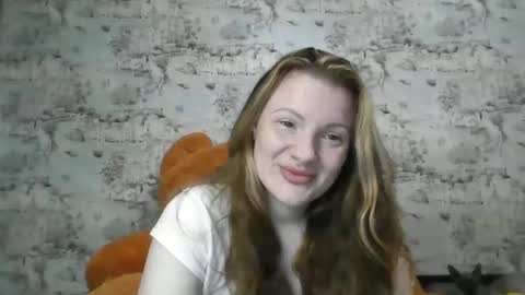 Skyler online show from November 12, 5:26 pm