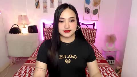 Queen Cyrine online show from March 12, 11:36 am