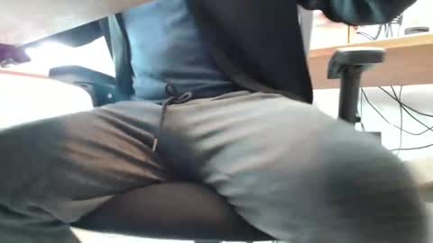 slave_bitch_boy online show from May 19, 7:37 am