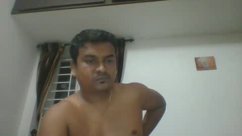 Snapshot of slaveqteguy chatting on October 21, 11:08 pm slaveqteguy online show from October 21, 11:08 pm