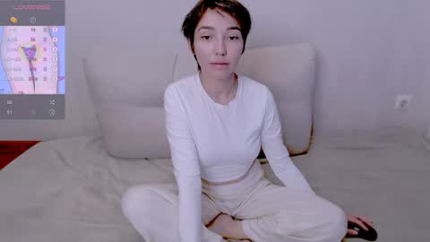 sleepy_ash_ online show from August 9, 4:34 pm