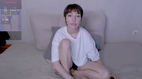 sleepy_ash_ online show from July 11, 3:37 pm