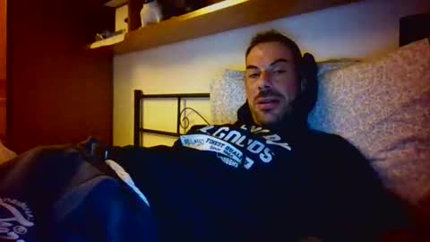 slevin online show from December 17, 6:03 pm