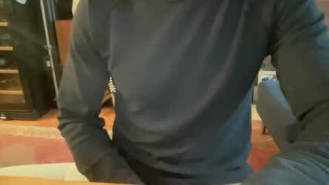 slickandeasy39 online show from December 24, 2:22 pm