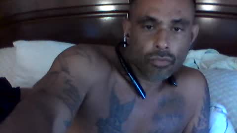 slickstre online show from July 31, 9:05 pm