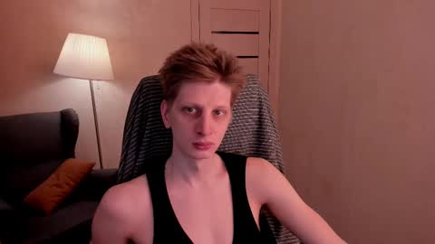 Snapshot of slim_andy chatting on February 27, 7:19 am Andy online show from February 27, 7:19 am