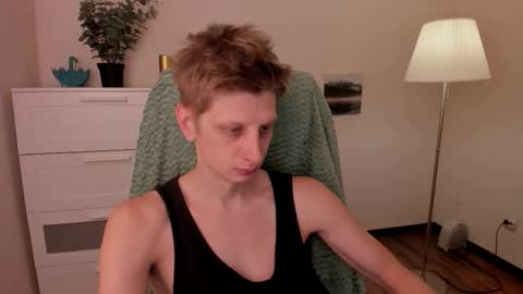 Snapshot of slim_andy chatting on October 2, 7:29 am Andy online show from October 2, 7:29 am
