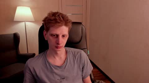 Snapshot of slim_andy chatting on February 7, 1:32 pm Andy online show from February 7, 1:32 pm