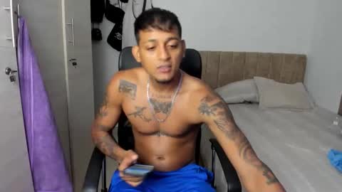 slim_master12 online show from March 3, 9:55 pm