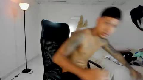 slim_master12 online show from February 28, 9:41 pm