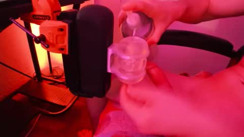 Slimguerrilla online show from January 18, 8:29 pm