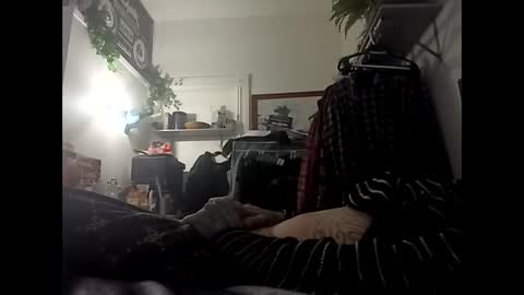 Slung hung online show from October 19, 7:29 pm