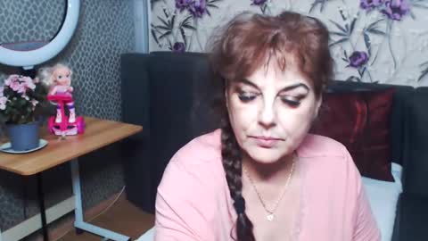 slutihmami online show from April 9, 4:27 am