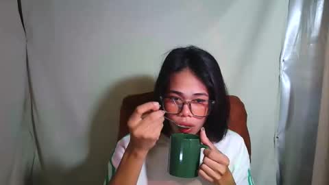 sluttypatotie online show from October 28, 10:00 pm