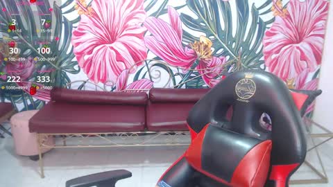 Mariana Torres online show from April 8, 1:47 pm