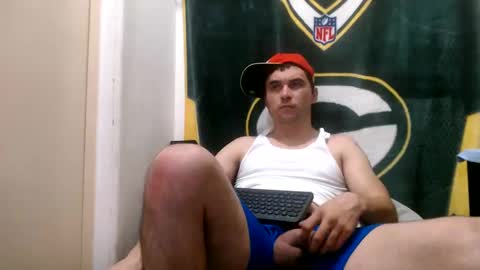 Snapshot of small_wood21 chatting on January 15, 3:00 am small wood21 online show from January 15, 3:00 am