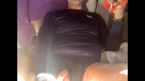 smalldicky87 online show from April 28, 8:29 am