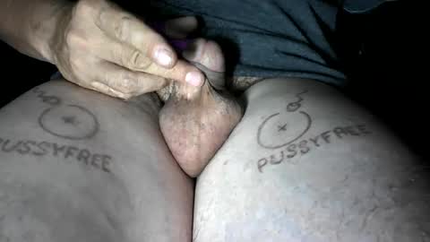 pussyfree4eva online show from June 14, 5:09 am